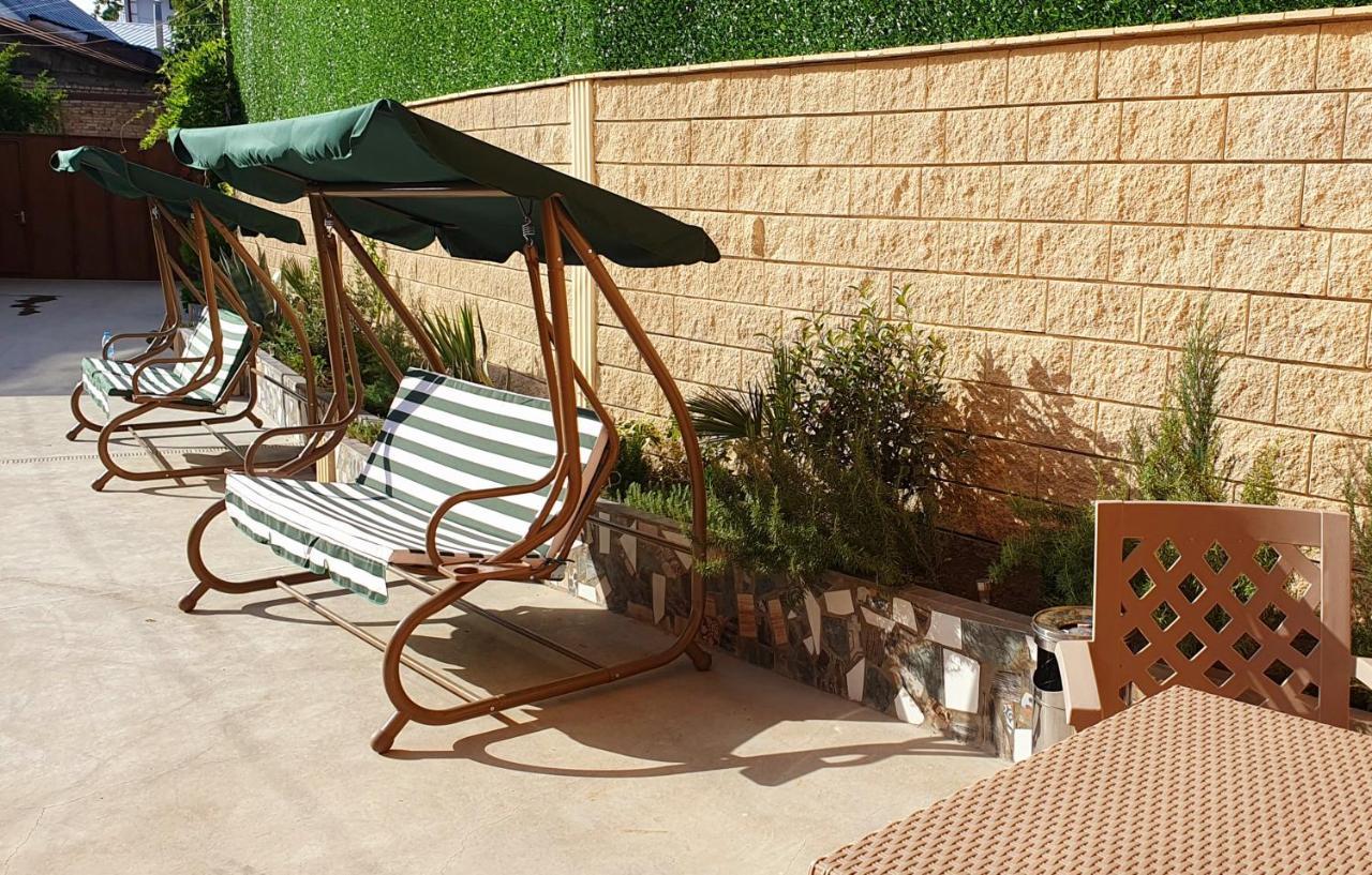 Hotel Banihills Тбилиси Экстерьер фото